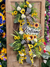 Load image into Gallery viewer, Custom Floral Arrangement